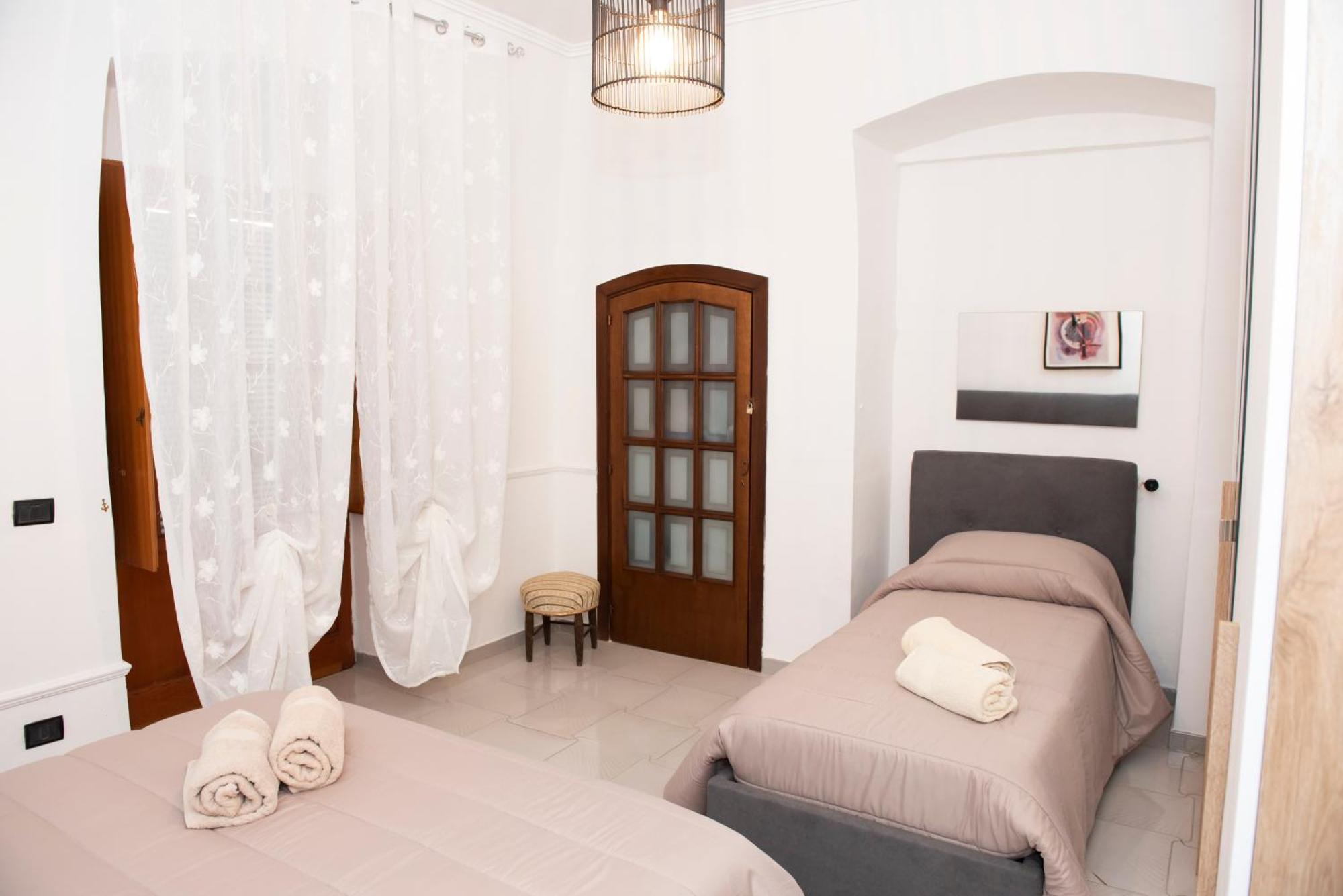 Tonia'S Mansion Villa บารี ภายนอก รูปภาพ