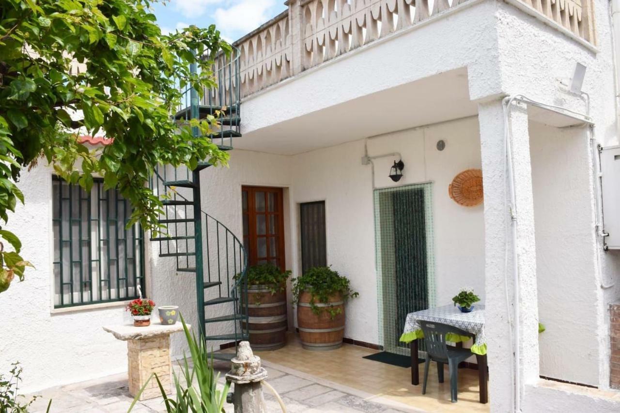 Tonia'S Mansion Villa บารี ภายนอก รูปภาพ